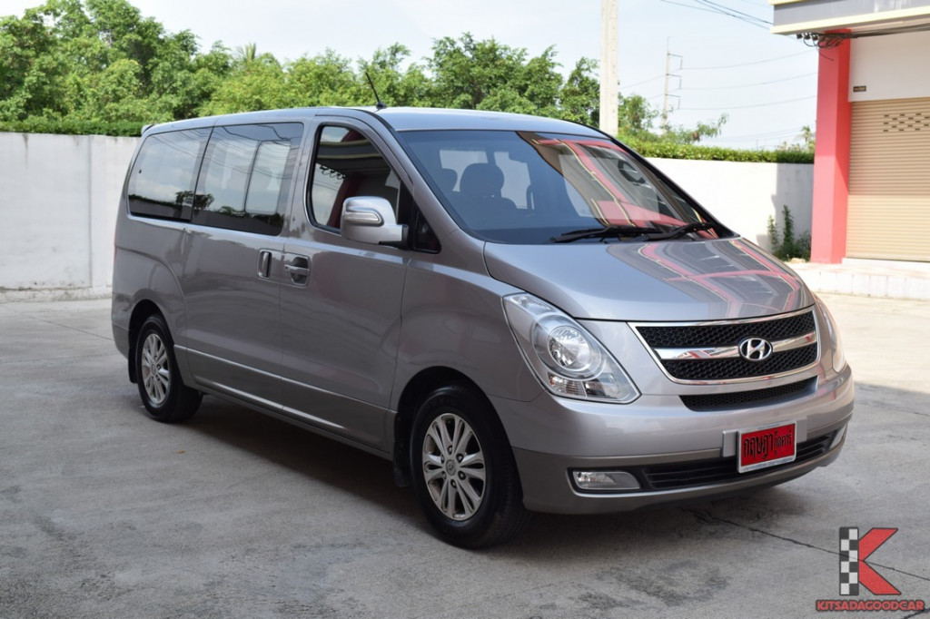 รถมือสอง HYUNDAI Hyundai H-1 2.5 (ปี 2012) Deluxe Van AT 2012 ขายอยู่บนเว็บไซต์ตลาดรถออนไลน์ GUCARS
