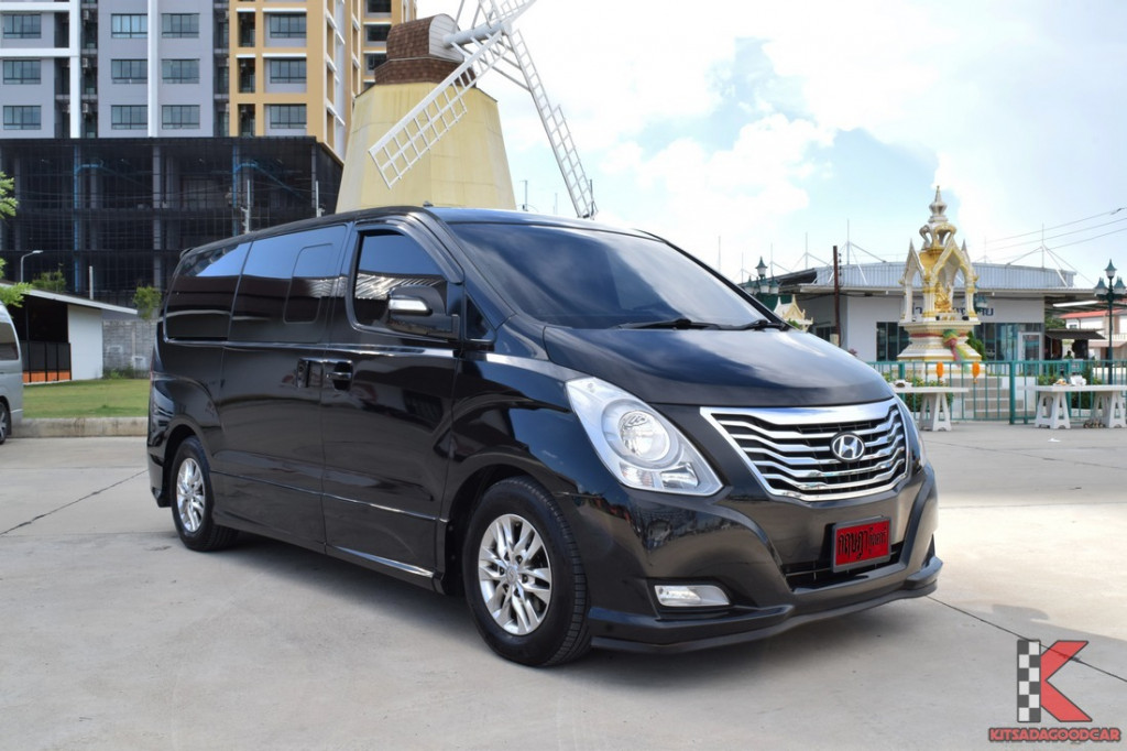 รถมือสอง HYUNDAI Hyundai H-1 2.5 (ปี 2016) Elite Van AT  2016 ขายอยู่บนเว็บไซต์ตลาดรถออนไลน์ GUCARS
