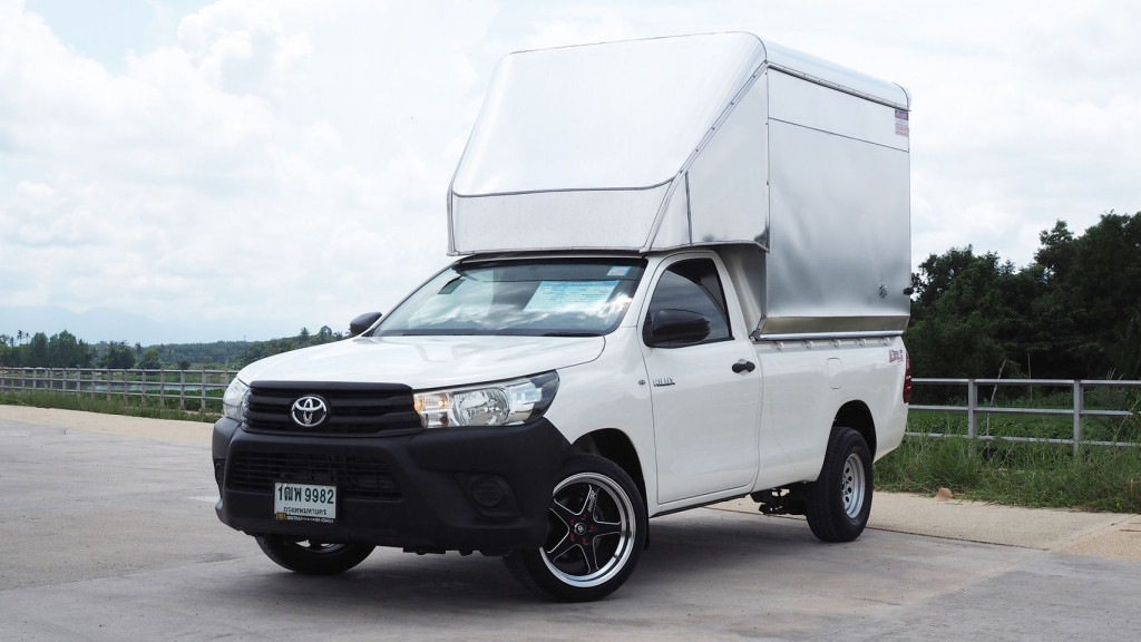 รถมือสอง TOYOTA HILUX REVO 2015 ขายอยู่บนเว็บไซต์ตลาดรถออนไลน์ GUCARS