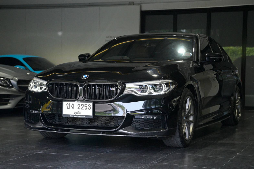 รถมือสอง BMW SERIES 5 2020 ขายอยู่บนเว็บไซต์ตลาดรถออนไลน์ GUCARS