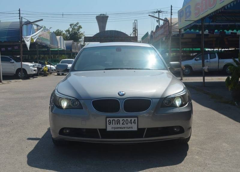 รถมือสอง BMW SERIES 5 2004 ขายอยู่บนเว็บไซต์ตลาดรถออนไลน์ GUCARS