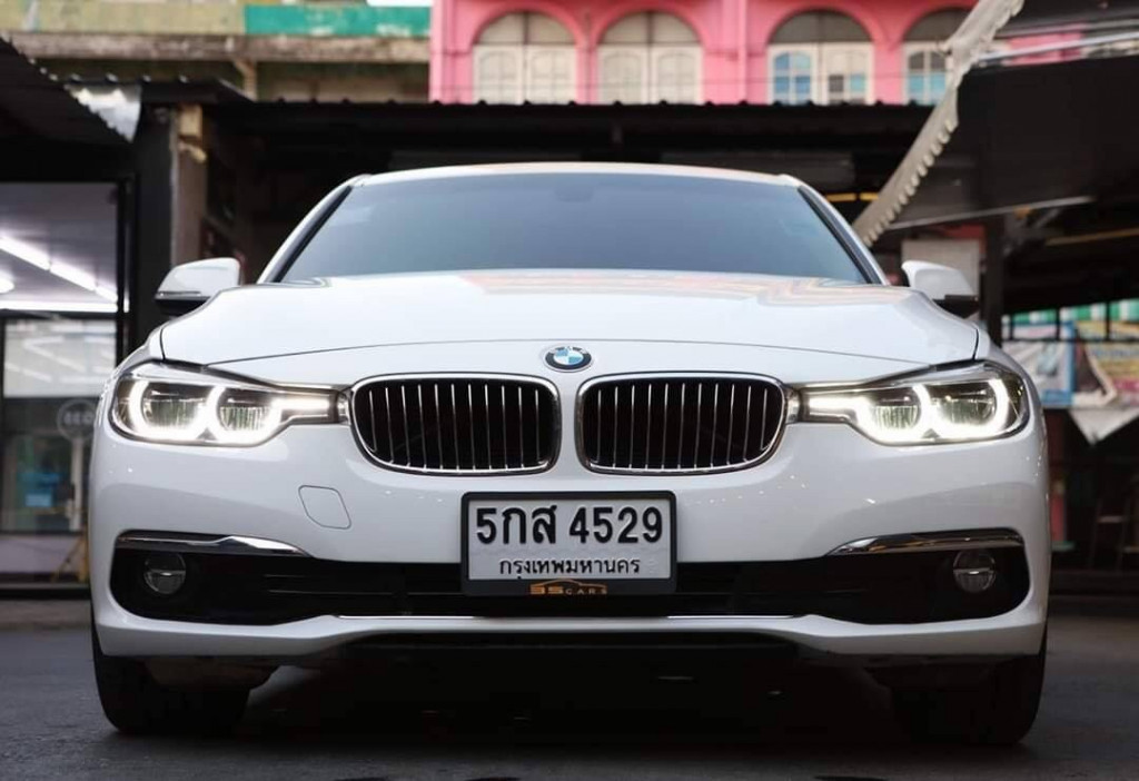 รถมือสอง BMW SERIES 3 2017 ขายอยู่บนเว็บไซต์ตลาดรถออนไลน์ GUCARS