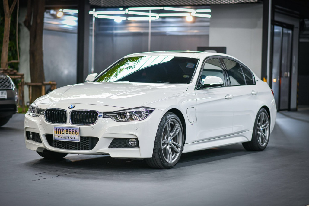 รถมือสอง BMW SERIES 3 2019 ขายอยู่บนเว็บไซต์ตลาดรถออนไลน์ GUCARS