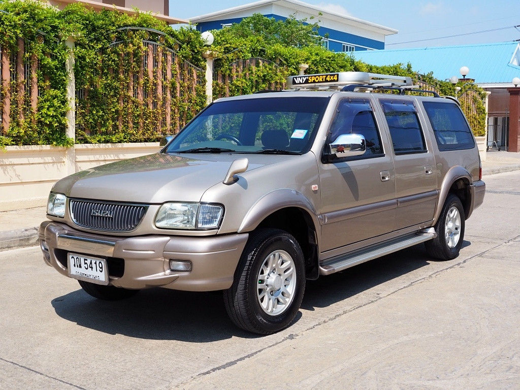 รถมือสอง ISUZU THAIRUNG GRAND ADVENTURE 2002 ขายอยู่บนเว็บไซต์ตลาดรถออนไลน์ GUCARS