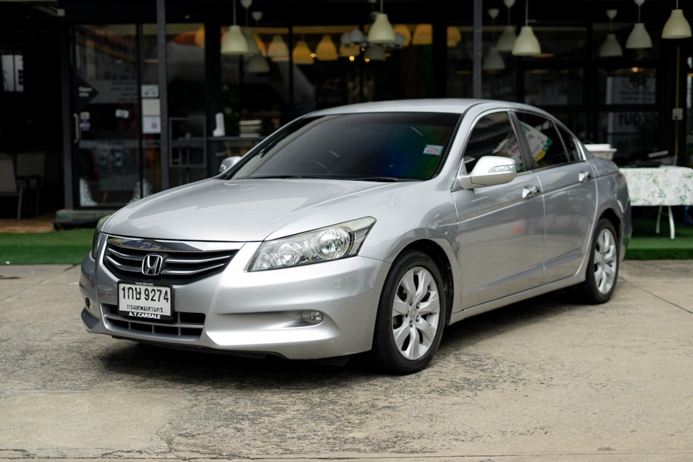 รถมือสอง HONDA ACCORD 2012 ขายอยู่บนเว็บไซต์ตลาดรถออนไลน์ GUCARS