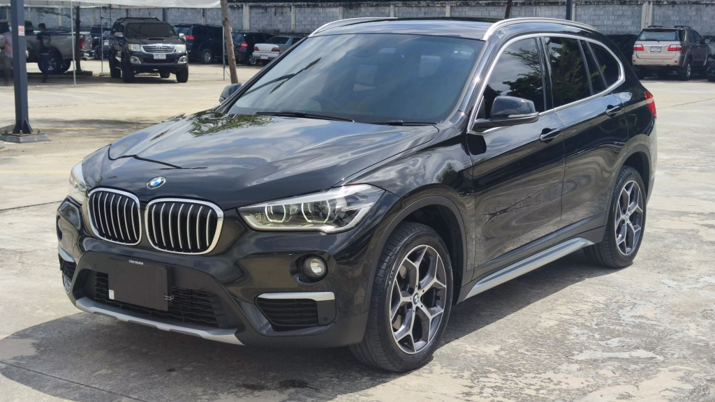 รถมือสอง BMW X1 2019 ขายอยู่บนเว็บไซต์ตลาดรถออนไลน์ GUCARS