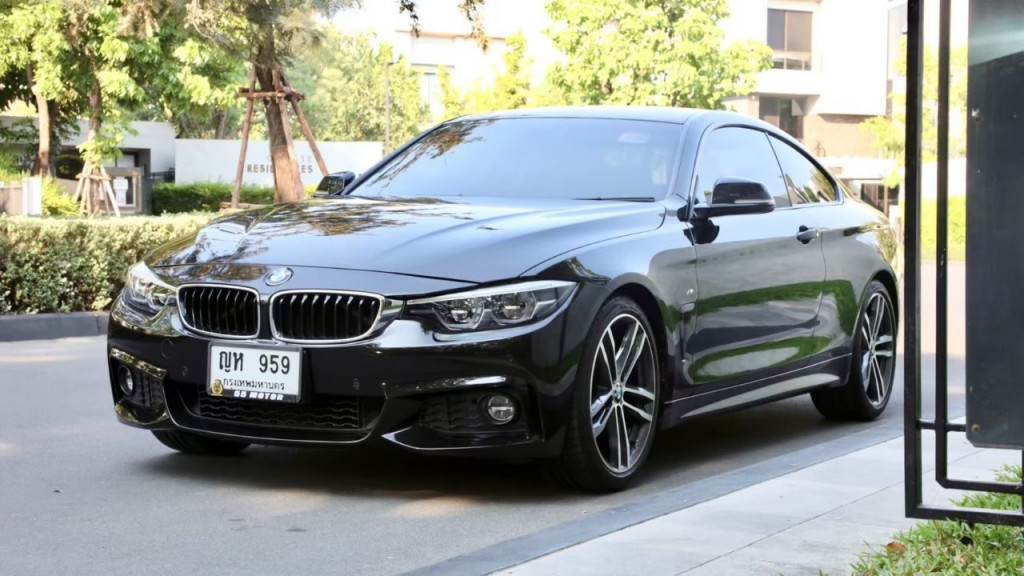 รถมือสอง BMW M3 2022 ขายอยู่บนเว็บไซต์ตลาดรถออนไลน์ GUCARS