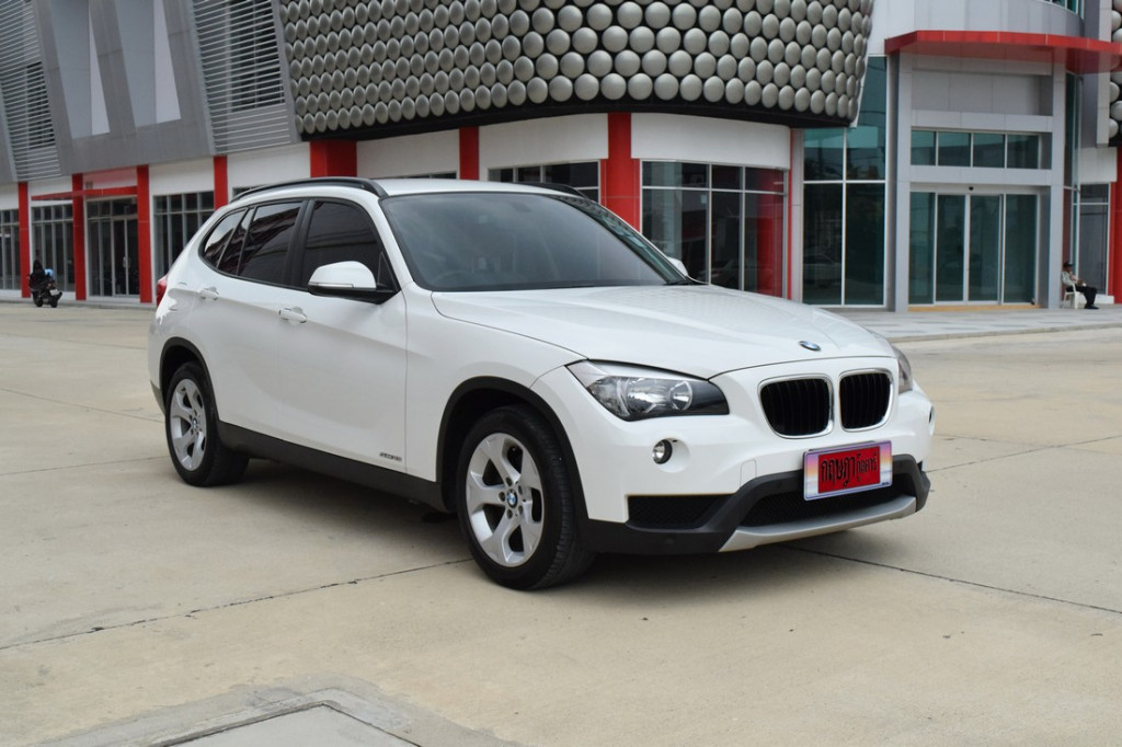 รถมือสอง BMW X1 2014 ขายอยู่บนเว็บไซต์ตลาดรถออนไลน์ GUCARS