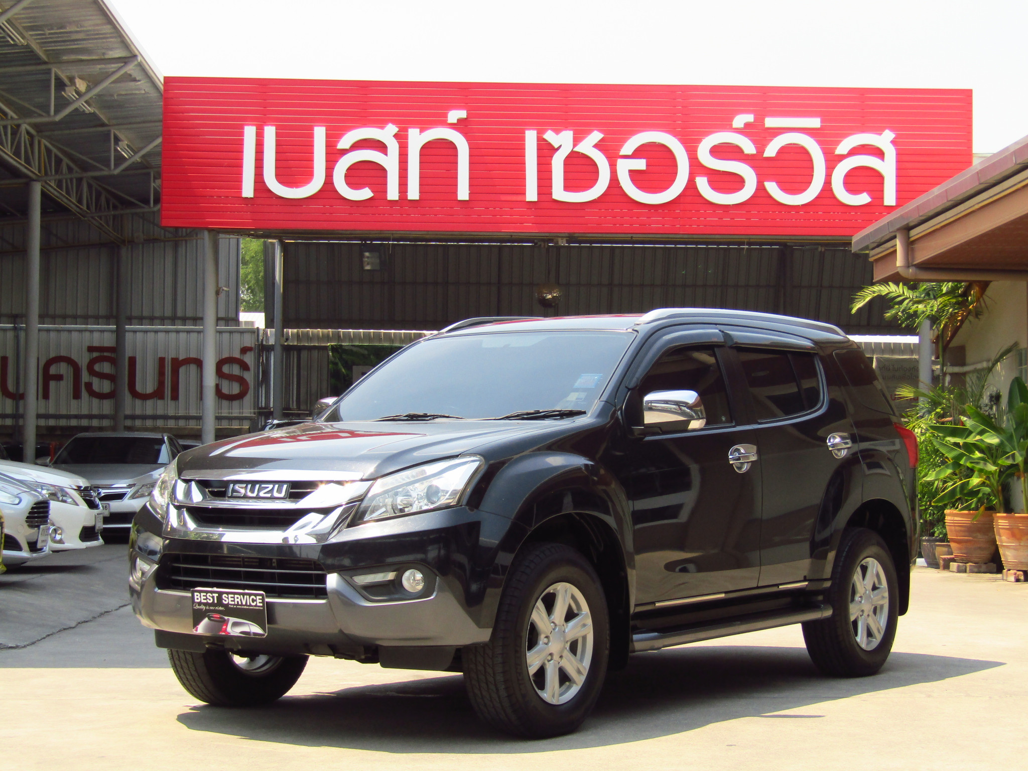 รถมือสอง ISUZU MU-X 2013 ขายอยู่บนเว็บไซต์ตลาดรถออนไลน์ GUCARS
